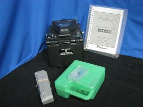 Fujikura FSM-50S Optical Fiber Fusion Splicer - Kit